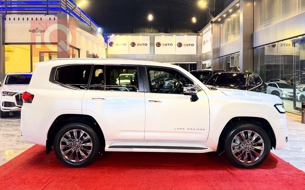 تويوتا لاندكروزر